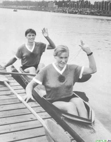 1972 рік. Катерина Куришко (позаду) і Людмила Пінаєва — олімпійські чемпіонки