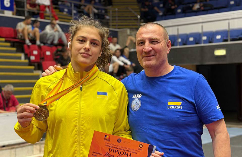 Троє борців з Полтавщини перемогли на міжнародному турнірі в Румунії
