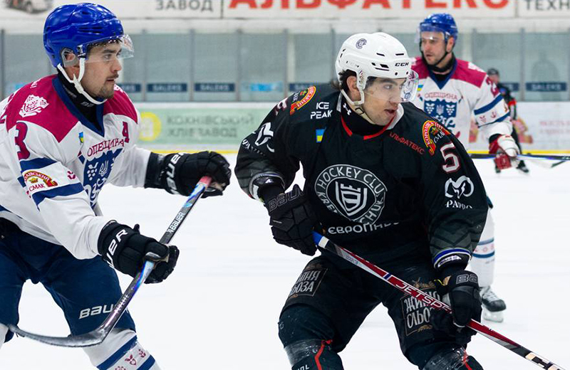 ХК «Кременчук» першим перетнув позначку в сто забитих шайб в сезоні