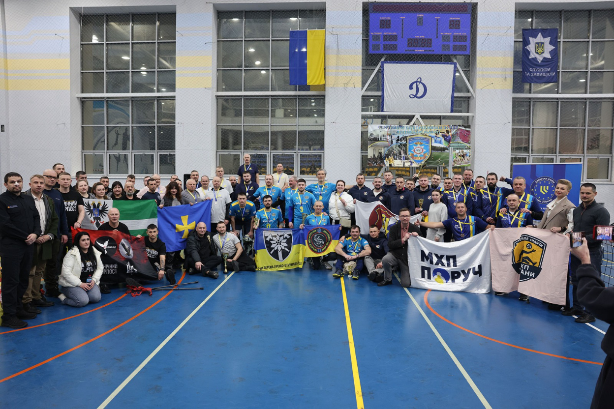 У Полтаві відбувся Відкритий чемпіонат області з волейболу сидячи: полтавська команда стала другою