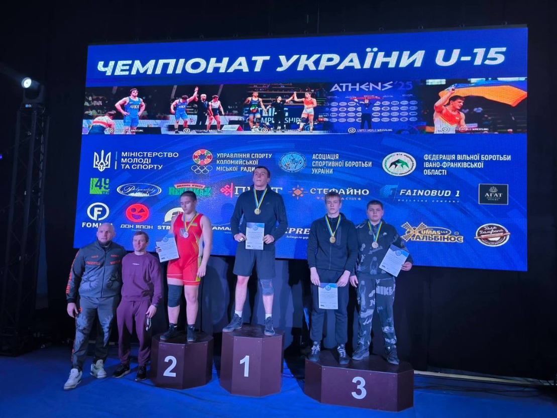 Представники Полтавщини здобули три медалі на ЧУ з вільної боротьби серед кадетів