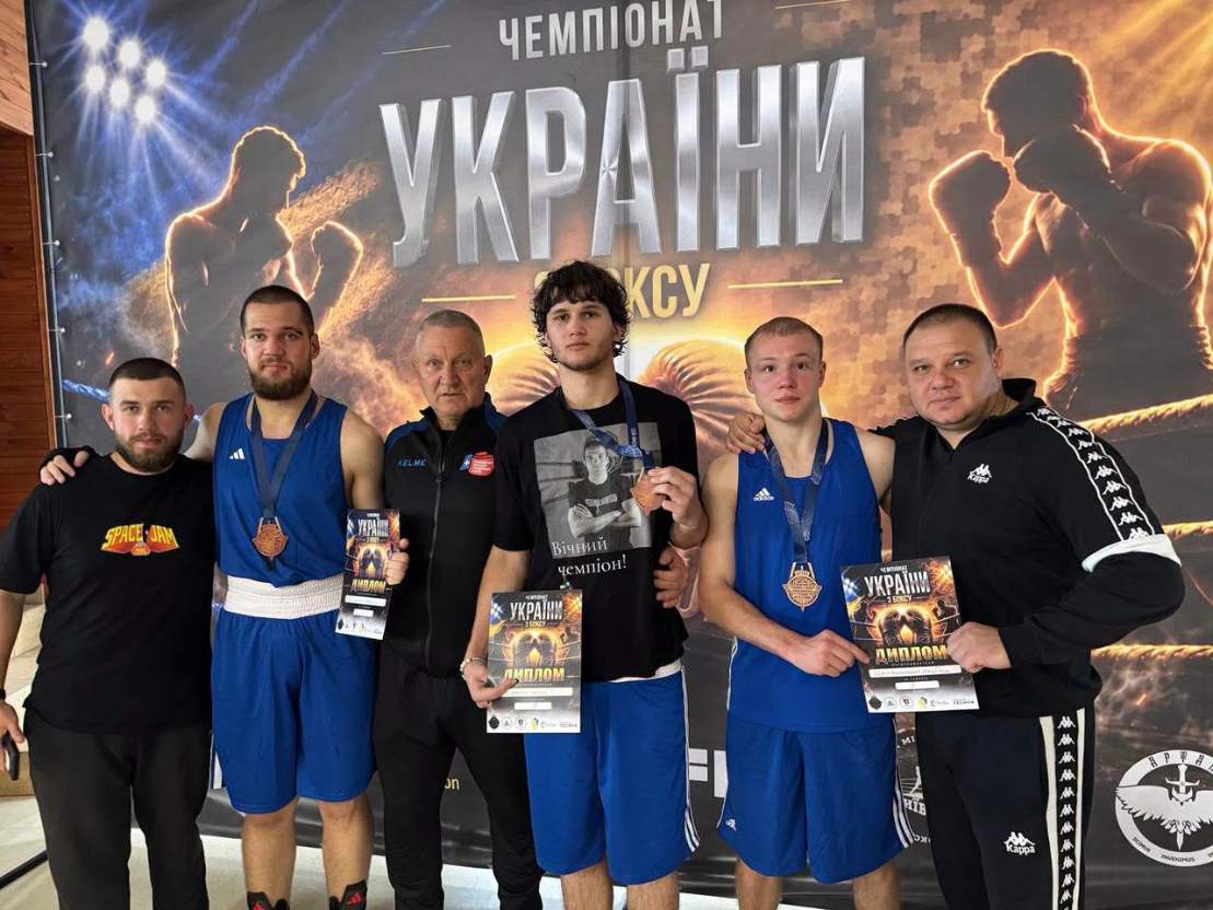 Спортсмени з Полтавщини здобули три «бронзи» на молодіжному ЧУ з боксу