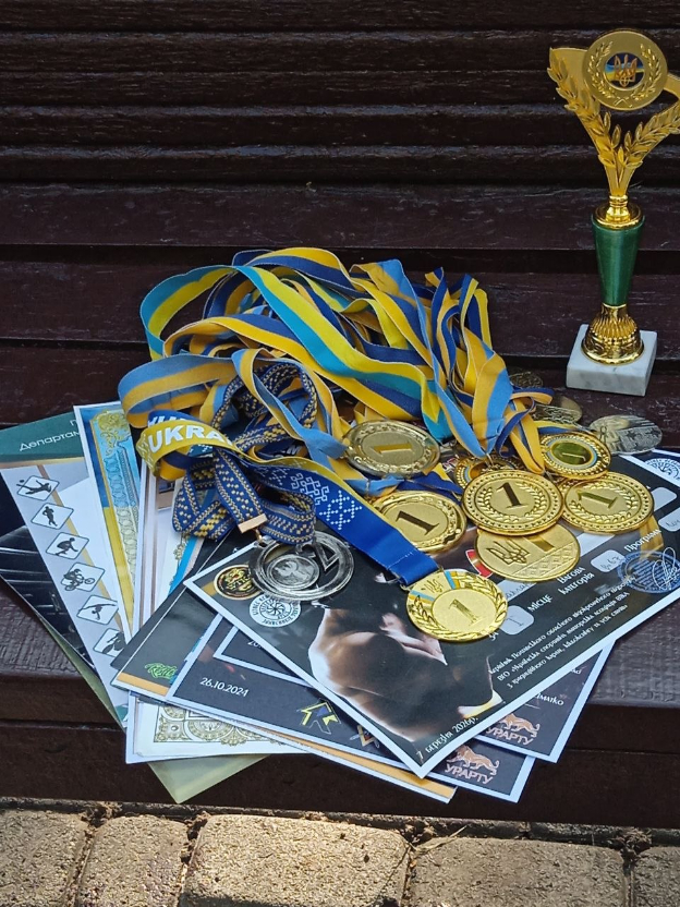Полтавського кікбоксера не пускають на чемпіонат світу через те що інший полтавець втік за кордон і не повернувся