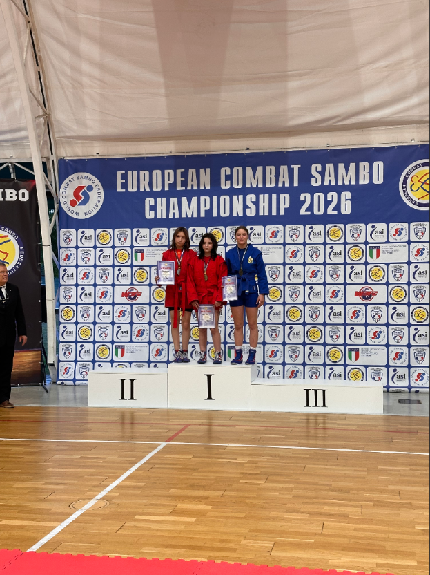 Бійці з Полтавщини здобули шістнадцять медалей на чемпіонаті Європи з бойового самбо