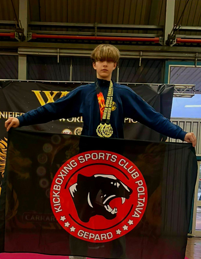 Полтавські кікбоксери здобули шість медалей на чемпіонаті світу в Італії