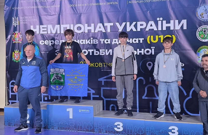 Полтавець Матвій Жуков здобув «бронзу» ЧУ з вільної боротьби